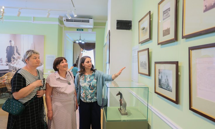 Московская область, с. Осташёво, ул. Школьная, д. 36. Экспозиция музея cемьи Великого князя Константина Константиновича Романова. Фото: Д.Трудников