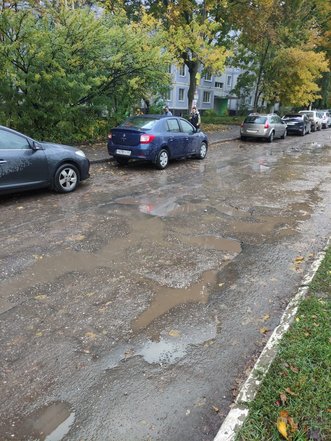 Рязань, улица Новаторов, дом 3. Состояние дороги на дату личного приема граждан, проведенного М.А.Бубеном 21.10.2021