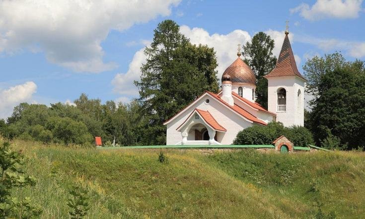 Тульская область, Заокский район, деревня Бёхово. Церковь Живоначальной Троицы. Фото: пресс-служба правительства Тульской области