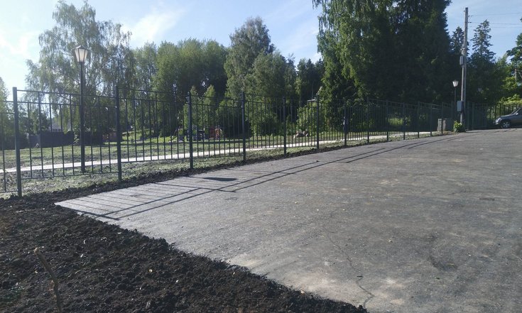 Ярославская область, Ярославский район. Набережная поселка Михайловский после благоустройства (к информации о выполнении поручения по итогам личного приема граждан, проведенного Д.А.Крохиным 27 августа 2020 года)