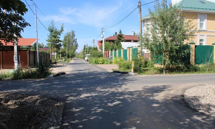 Ивановская область, Ивановский район, деревня Шуринцево. Улица 1-ая Западная после ремонта (к информации о выполнении поручения по итогам личного приема граждан, проведенного А.Н.Мошковым 14 июля 2022 года)