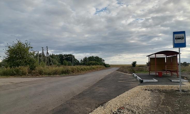 Тульская область, Тепло-Огаревский район, поселок Победа. Автоподъезд к поселку Победа после ремонта (к информации о выполнении поручения по итогам личного приема граждан, проведенного А.А.Шаклуновым 17 марта 2022 года)