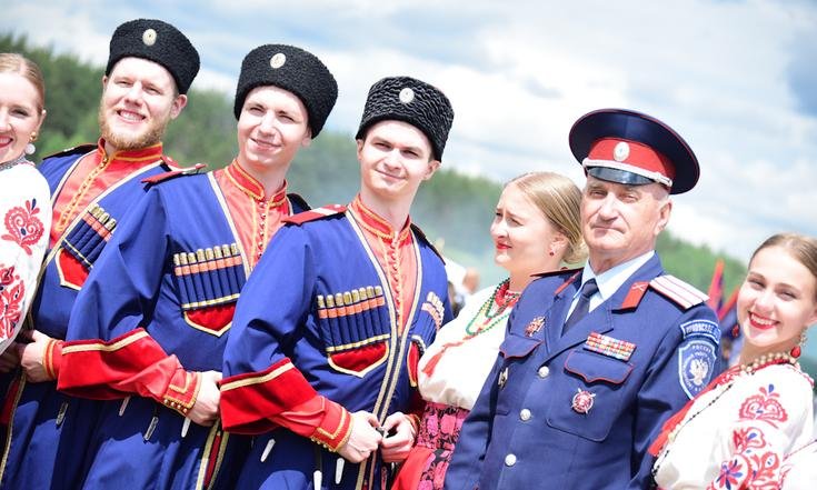 Орловская область, Хотынецкий район, село Льгов. XXIV Международный фольклорный праздник «Троицкие хороводы в Орловском Полесье». Фото: пресс-служба губернатора Орловской области orel-region.ru