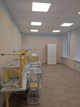 Ивановская область, город Родники, микрорайон Шагова, дом 1. Отремонтированные помещения Родниковской детской школы искусств (к информации о выполнении поручения по итогам личного приема граждан, проведенного С.В.Нештенко 19.11.2021)