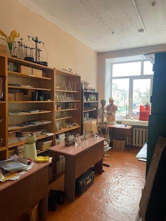 Рязанская область, Рязанский район, село Екимовка, 88. Средняя школа имени К.Г. Паустовского в состоянии на дату личного приема граждан, проведенного А.В.Анисимовым 22 апреля 2022 года