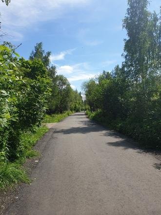 Московская область, Наро-Фоминский городской округ, Апрелевка, 2-я Майская улица. Дорога после ремонта (к информации о выполнении поручения по итогам приема граждан, проведенного А.А.Шаклуновым 25 мая 2021 года)