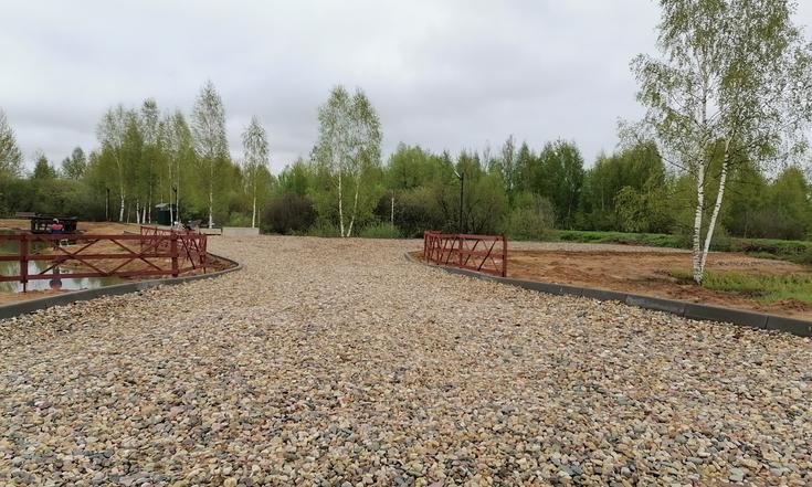Ивановская область, Комсомольский район, село Писцово. Пляж после обустройства зоны отдыха и очистки пруда (к информации о выполнении поручения по итогам личного приема граждан, проведенного М.А.Бубеном 27 мая 2021 года)