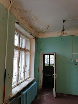 Ивановская область, поселок Старая Вичуга, улица Комсомольская, 3. Здание детского сада «Родничок» на дату личного приема граждан, проведенного М.А.Бубеном 27.05.2021