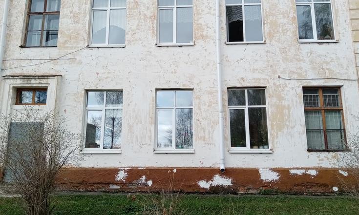 Ивановская область, Ивановский район, село Чернореченский. Чернореченская средняя школа в состоянии на дату личного приема граждан, проведенного А.В.Анисимовым 28 апреля 2022 года