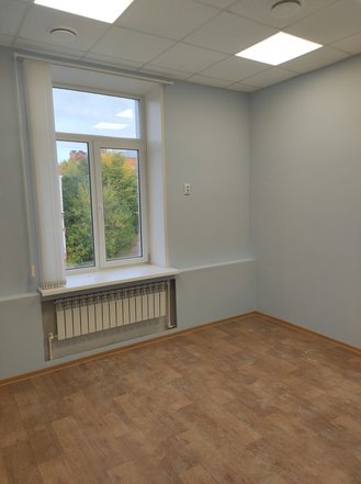 Ивановская область, город Родники, микрорайон Шагова, дом 1. Отремонтированные помещения Родниковской детской школы искусств (к информации о выполнении поручения по итогам личного приема граждан, проведенного С.В.Нештенко 19.11.2021)
