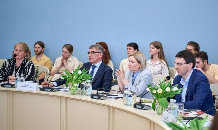 Москва, улица Мясницкая, 21, строение 1. Заседание Попечительского совета музея-заповедника В.Д.Поленова. Фото: пресс-служба Министерства культуры РФ culture.gov.ru