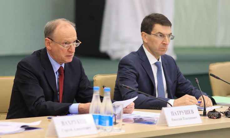 Брянск, проспект Ленина, дом 33. Выездное совещание Совета Безопасности РФ. Фото: пресс-служба правительства Брянской области bryanskobl.ru