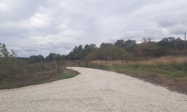 Орловская область, деревня Бобраки. Работы по ремонту участка автодороги завершены (к информации о выполнении поручения по итогам личного приема граждан, проведенного А.Ю.Петуховым 28.09.2024)