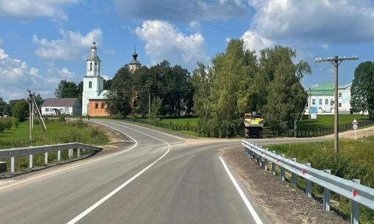 Смоленская область, Вяземский район, село Хмелита. Автомобильная дорога после ремонта (к информации о выполнении поручения по итогам личного приема граждан, проведенного А.Ю.Петуховым 20.10.2022)