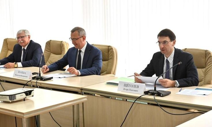 Калужская область, Обнинск, проспект Ленина, 129. Полномочный представитель Президента РФ в ЦФО провел прием граждан в Доме ученых. Фото: пресс-служба правительства Калужской области