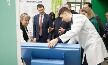 Белгородская область, город Короча, улица Пролетарская, 39. Посещение Корочанской школы имени Д.К.Кромского. Фото: belregion.ru