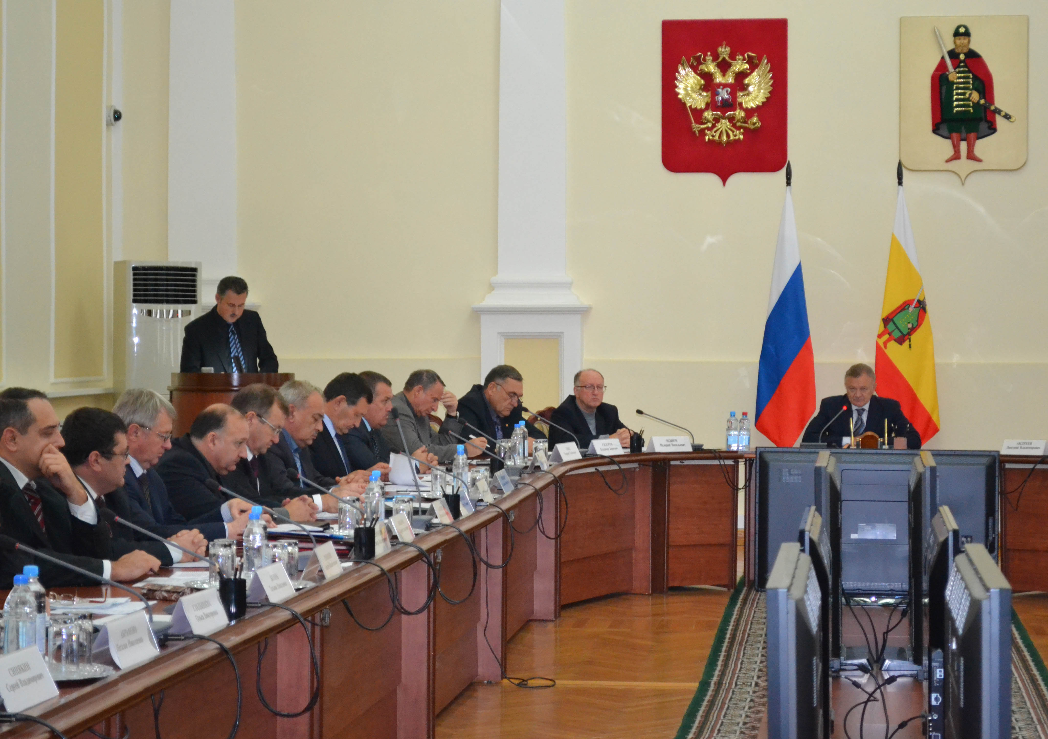 В правительстве Рязанской области состоялось совещание о проведении осенних полевых работ и подготовке к весеннему севу 2014 года