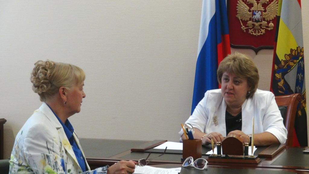 Руководитель УФНС России по Курской области приняла налогоплательщиков в приемной Президента РФ