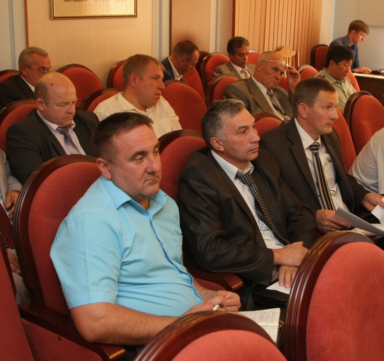 В Тульской области обсудили вопрос  создания дополнительных парковок