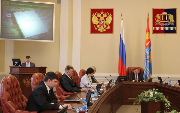 Степень готовности Ивановской области к пожароопасному сезону 2015 года обсудили на заседании правительства