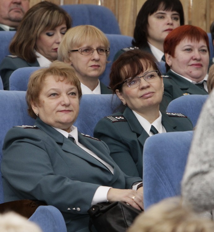 Главный федеральный инспектор по Тульской области поздравил тульских налоговиков с профессиональным праздником