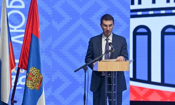 27 августа 2021 года, Калуга. Полпред Президента России в ЦФО Игорь Щёголев на торжественном мероприятии по случаю 650-летия основания Калуги. Фото: Пресс-служба Правительства Калужской области