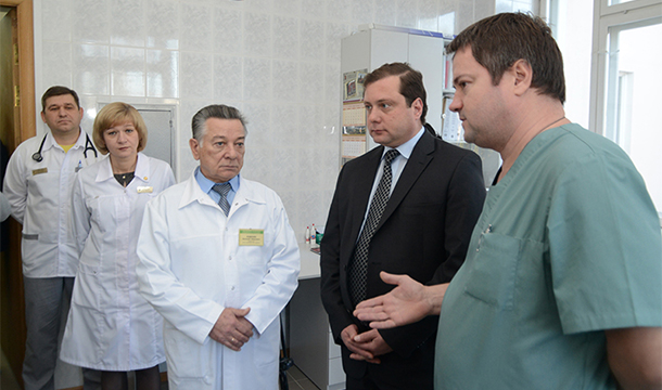 Смоленским врачам установили ежемесячные денежные выплаты