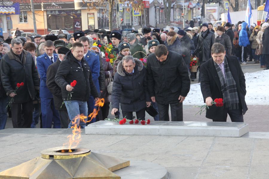 В Орловской области почтили память Неизвестного солдата