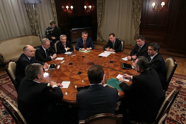 Дмитрий Медведев провел встречу с представителями субъектов Российской Федерации