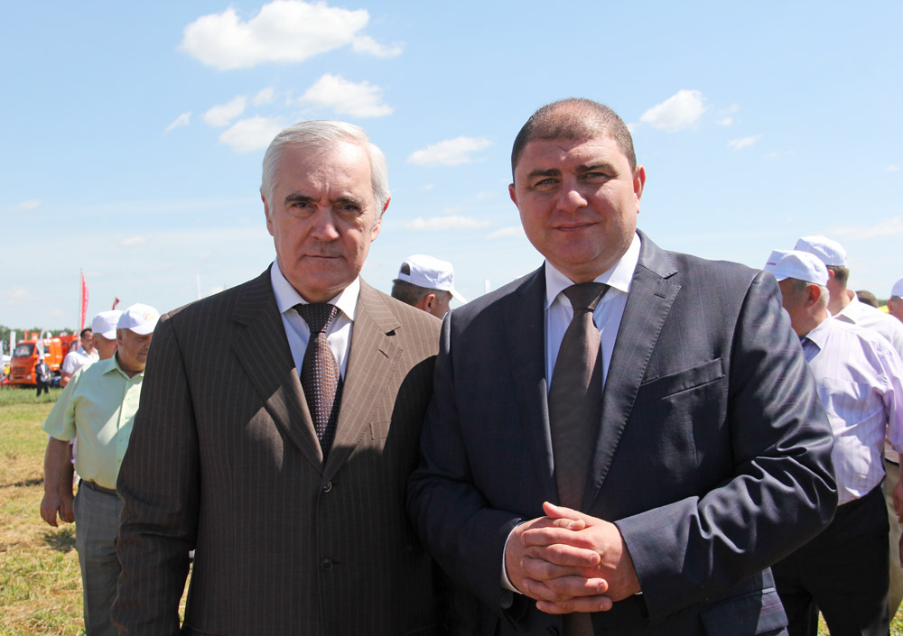 Заместитель полномочного представителя Президента РФ в ЦФО Мурат Зязиков и Губернатор области Вадим Потомский обсудили перспективы развития Орловщины