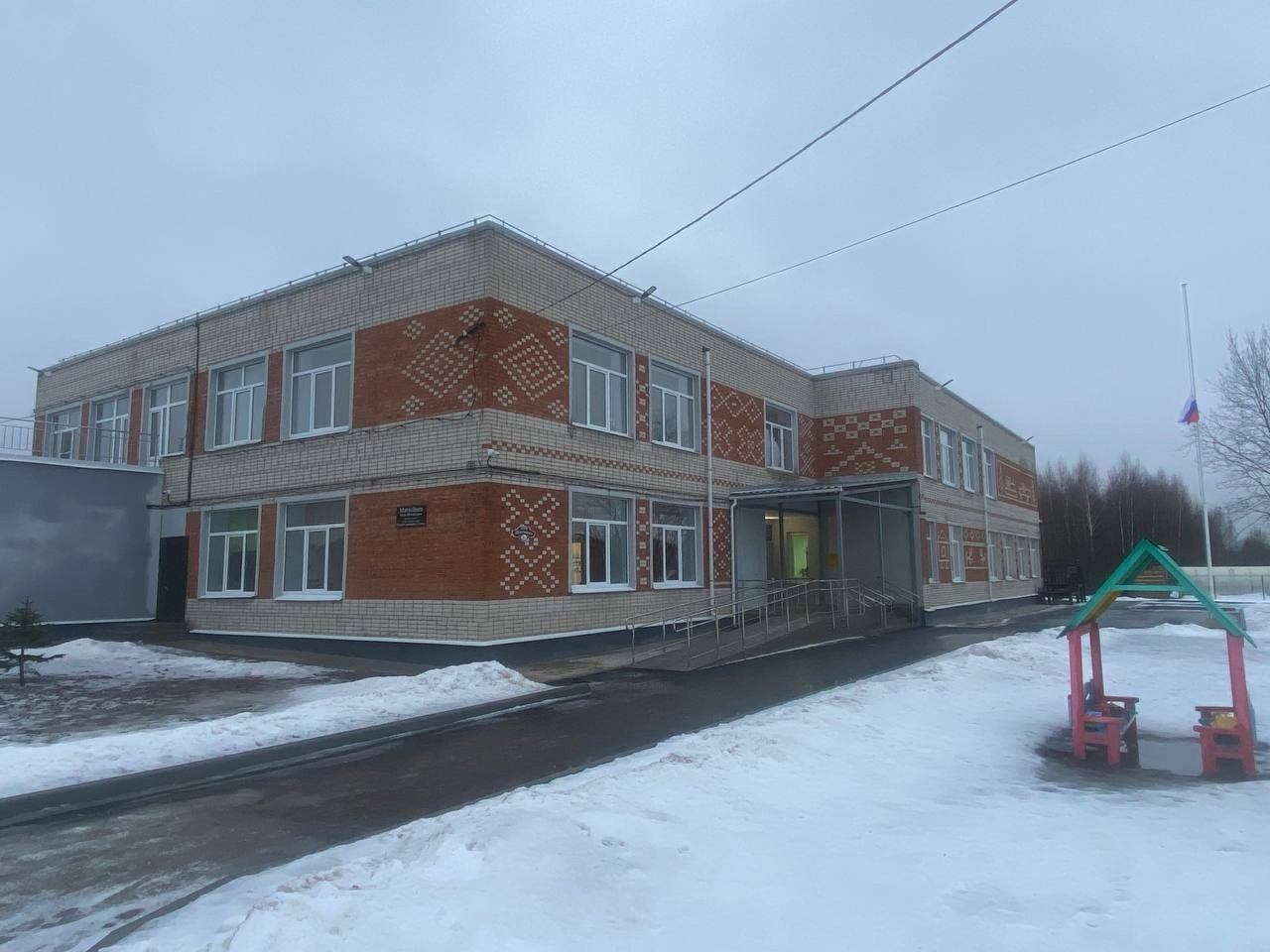 Владимирская область, село Гатиха. Здание нового образовательного центра. Фото: vk.com/vladimir_33_region
