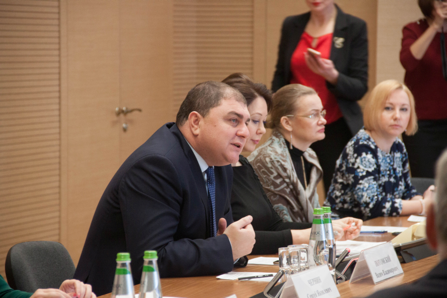 Губернатор Орловской области Вадим Потомский провел заседание Координационного совета по развитию отрасли обращения с отходами в Москве