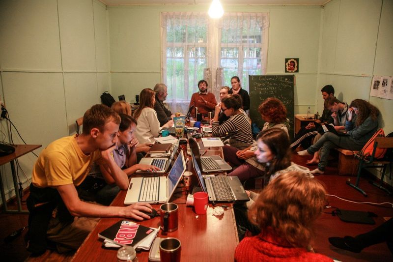 Около 100 студентов приняли участие в работе летней школы в ОЭЗ "Дубна" в Московской области