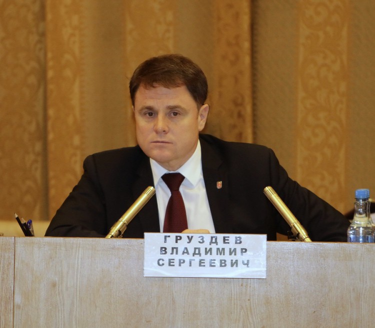 Губернатор Тульской области Владимир Груздев: Успешное выполнение задач по переселению людей из аварийного жилья возможно только при условии четкого исполнения всеми участниками программы своих обязательств