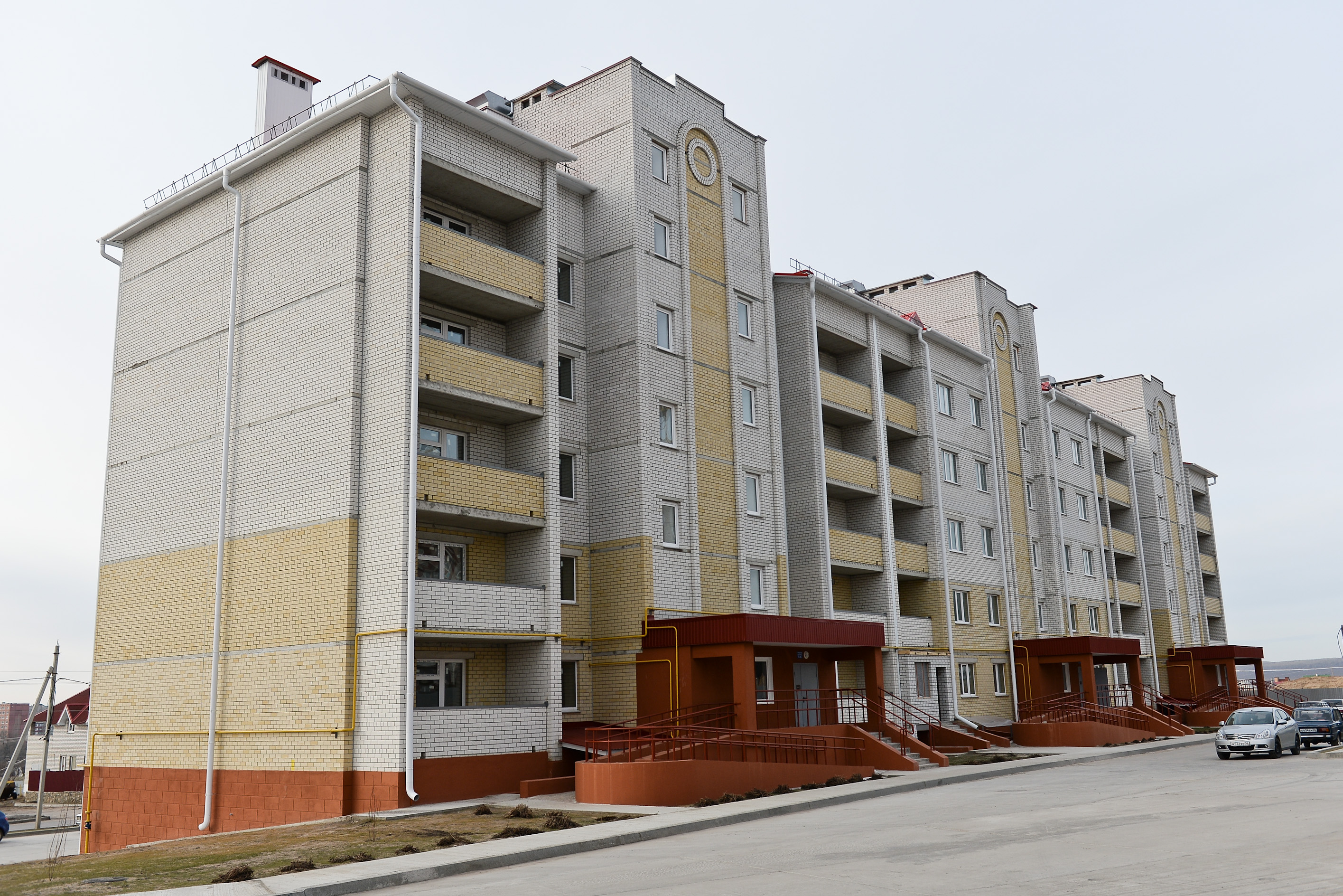 жилье дом строительство ЖКХ