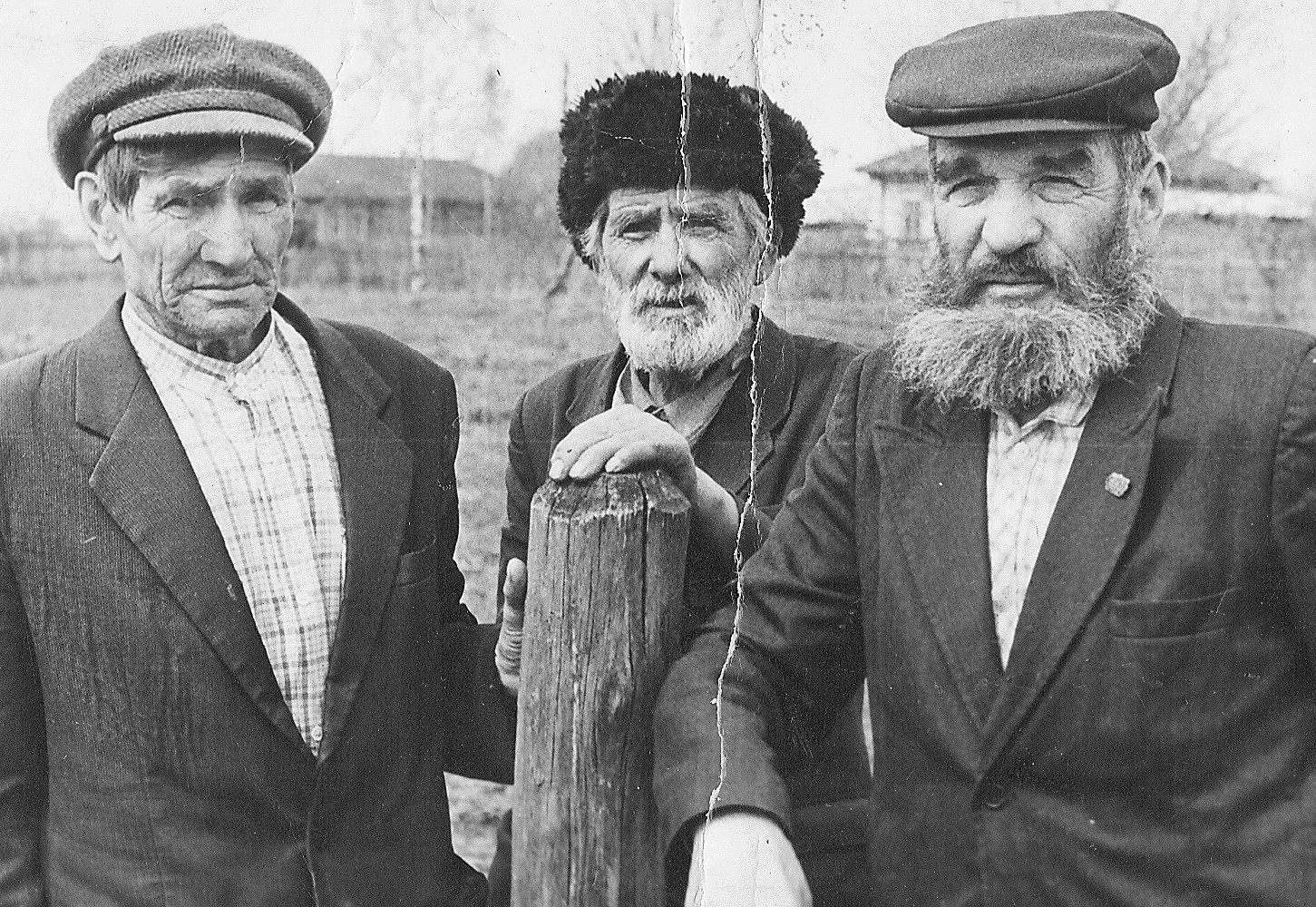 2807 фотографий разместили в 2013 году участники конкурса «Семейные фотохроники Великой Отечественной войны»