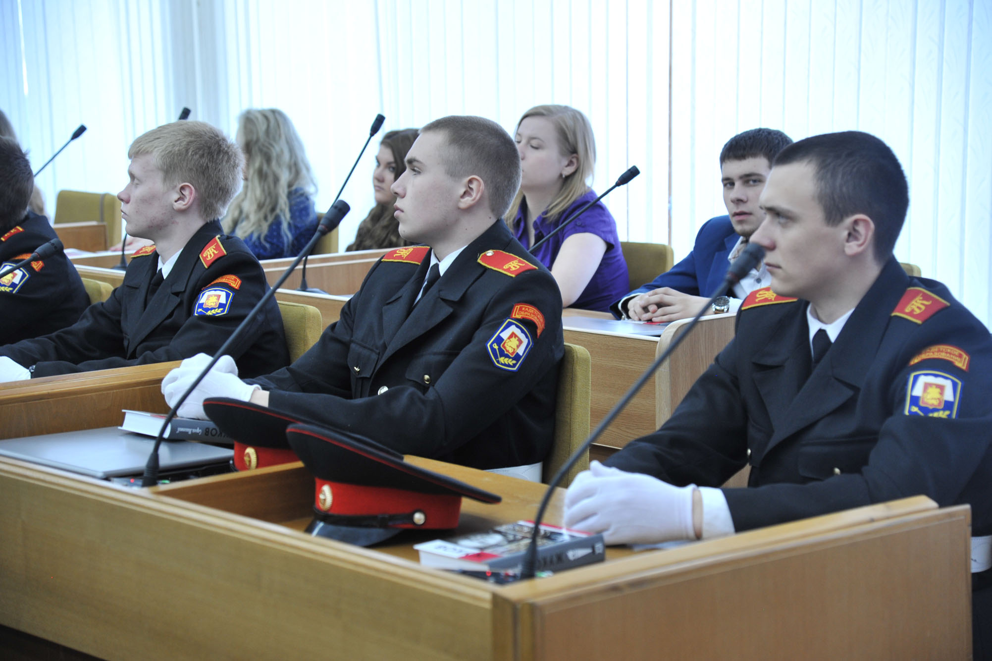 В преддверии 70-летия Победы в Законодательном Собрании Калужской области презентовали книгу о Маршале Жукова