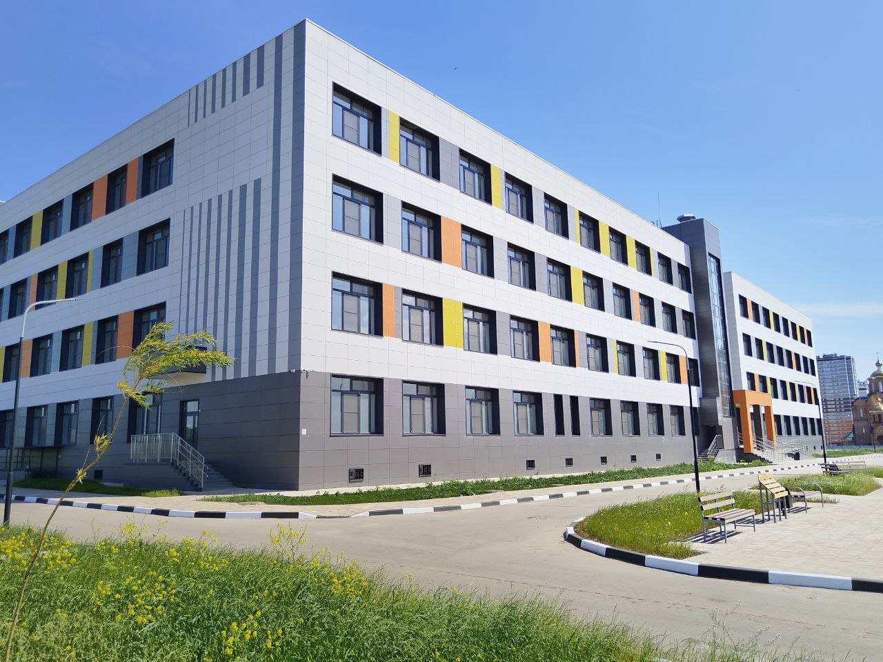 Липецк, улица Артёмова, 4. Здание школы № 58 в Липецке. Фото: sh58-lipeck-r42.gosweb.gosuslugi.ru