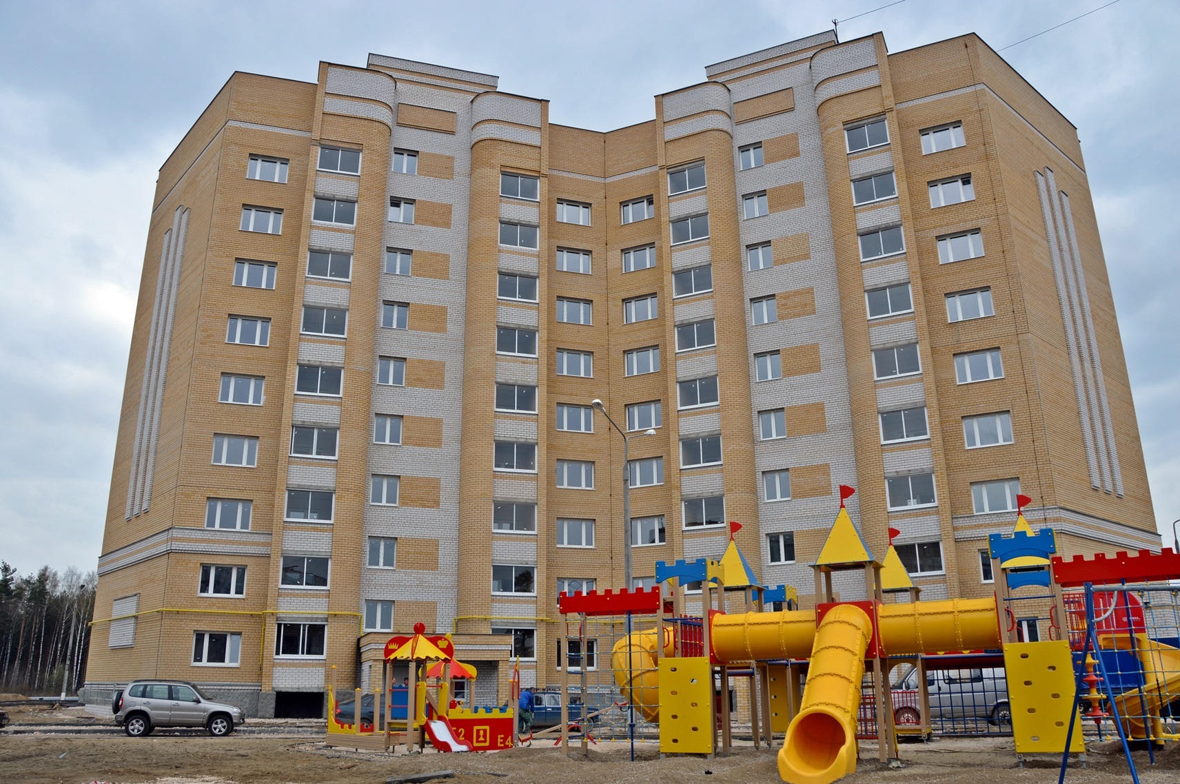 В Радужном 49 семей получили квартиры по социальному найму