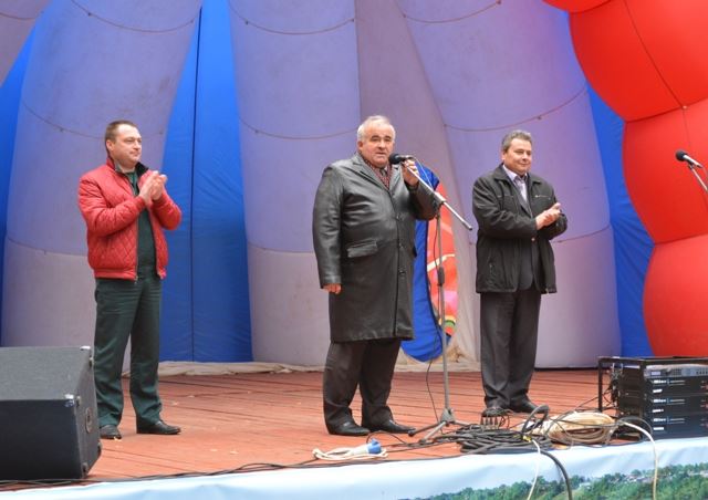 Губернатор Костромской области Сергей Ситников поздравил тружеников лесной отрасли с профессиональным праздником