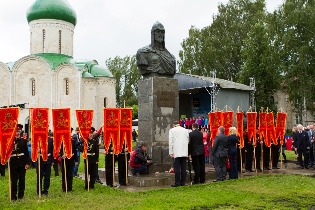 Губернатор Ярославской области провел заседание оргкомитета по подготовке к 800-летию Александра Невского