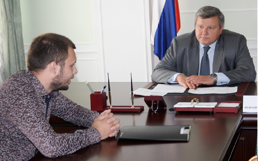 Заместитель полномочного представителя Президента РФ в ЦФО Николай Овсиенко провел прием граждан Белгородской области