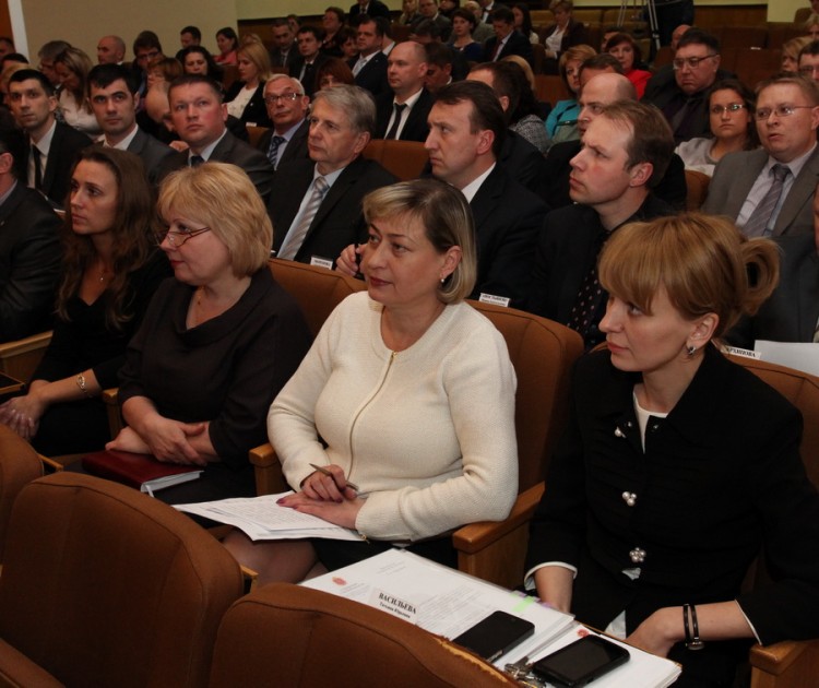 В правительстве Тульской области обсудили ход реализации Указа Президента России Владимира Путина по обеспечению граждан Российской Федерации доступным и комфортным жильем и повышению качества жилищно-коммунальных услуг