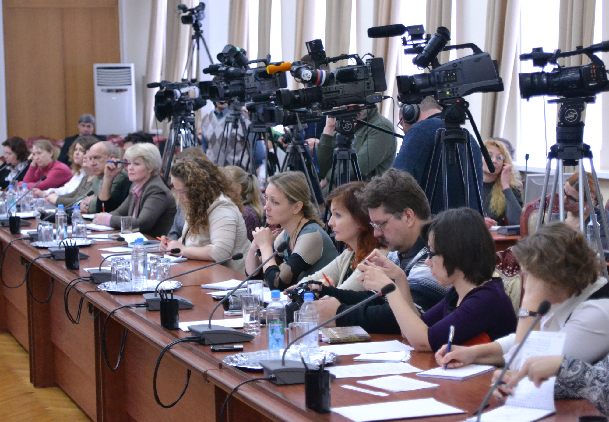 Пресс-конференция Губернатора Рязанской области Олега Ковалева по итогам 2013 года