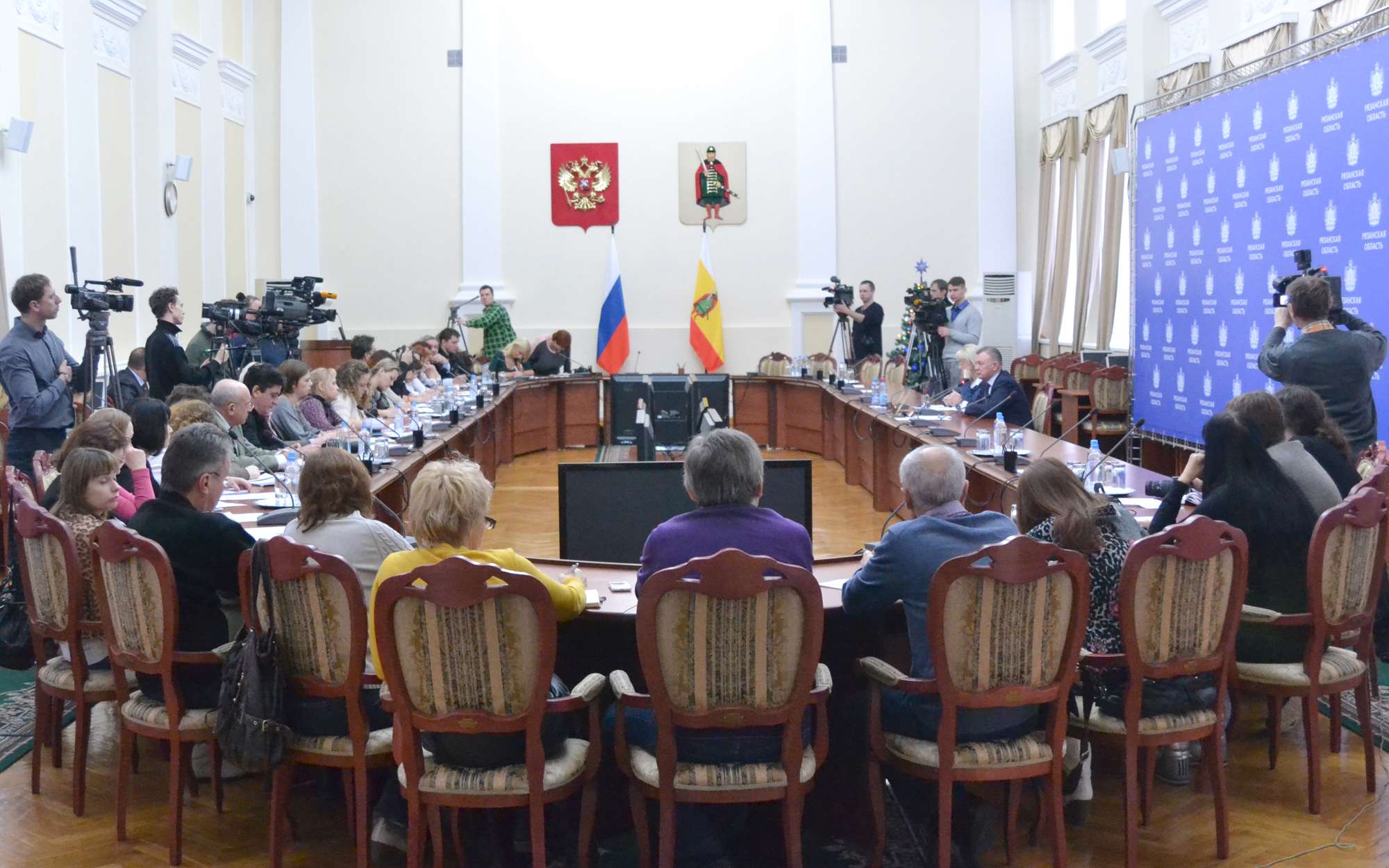 Пресс-конференция Губернатора Рязанской области Олега Ковалева по итогам 2013 года