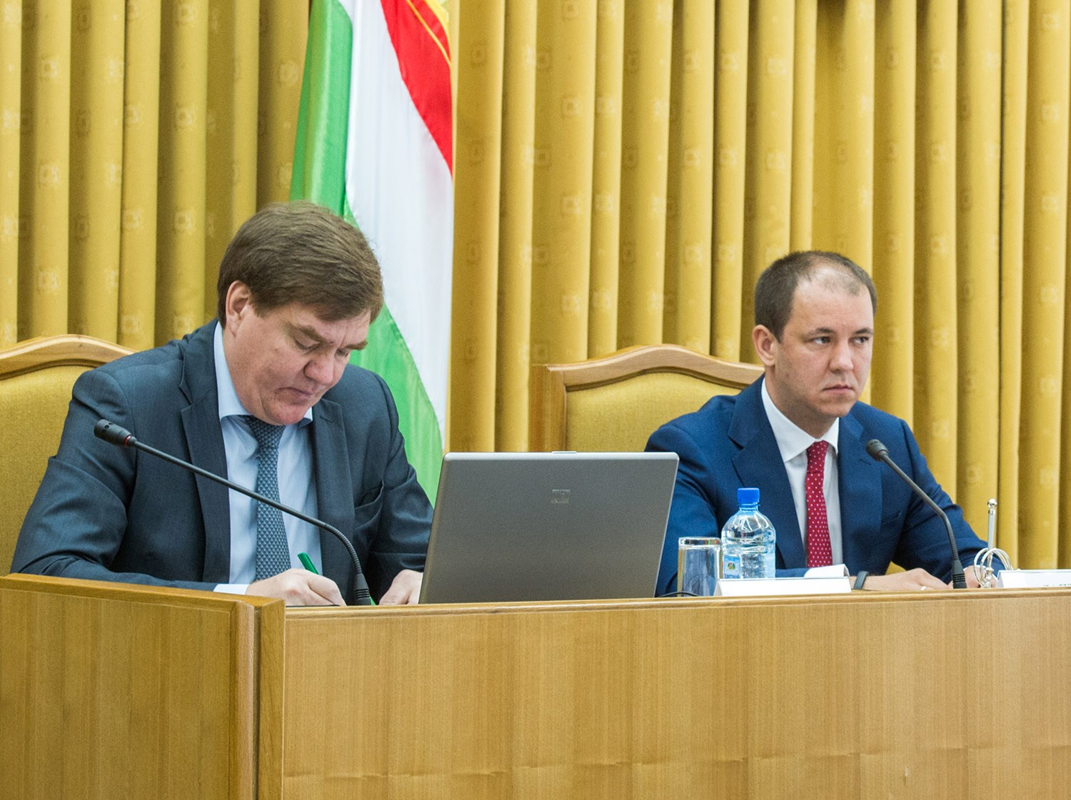 Доступность госуслуг и обеспечение безопасности в период новогодних праздников обсудили на координационном совещании