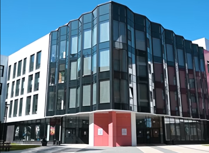 Воронеж, улица Загоровского, 17. Корпус № 2 школы «Траектория». Фото: vk.com/govvrn36