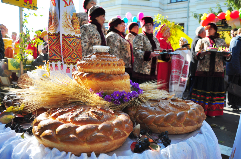 1000 участников представили продукцию на Покровской ярмарке в Тамбове