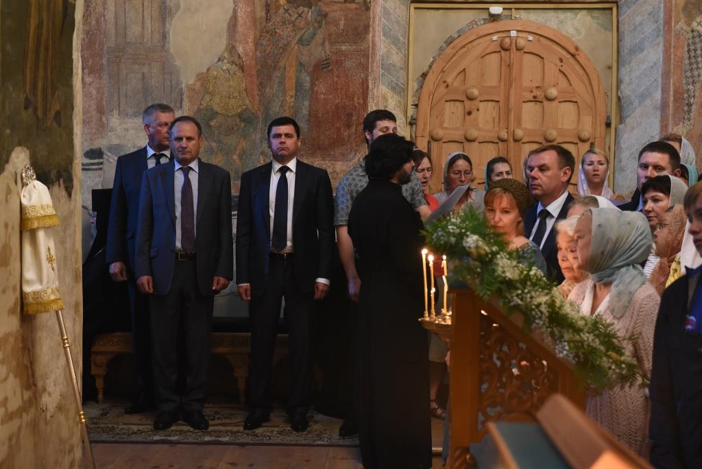 Врио губернатора Ярославской области Дмитрий Миронов принял участие в торжественных мероприятиях, посвященных 800-летию Спасо-Преображенского монастыря
