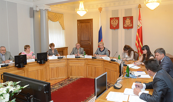 Реализация майских указов Президента России на Смоленщине